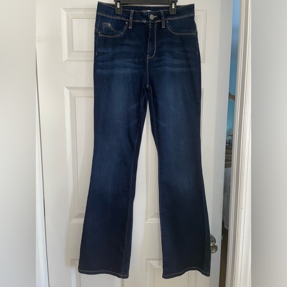 Fashion Nova Women’s Jeans - Picture 2 of 6